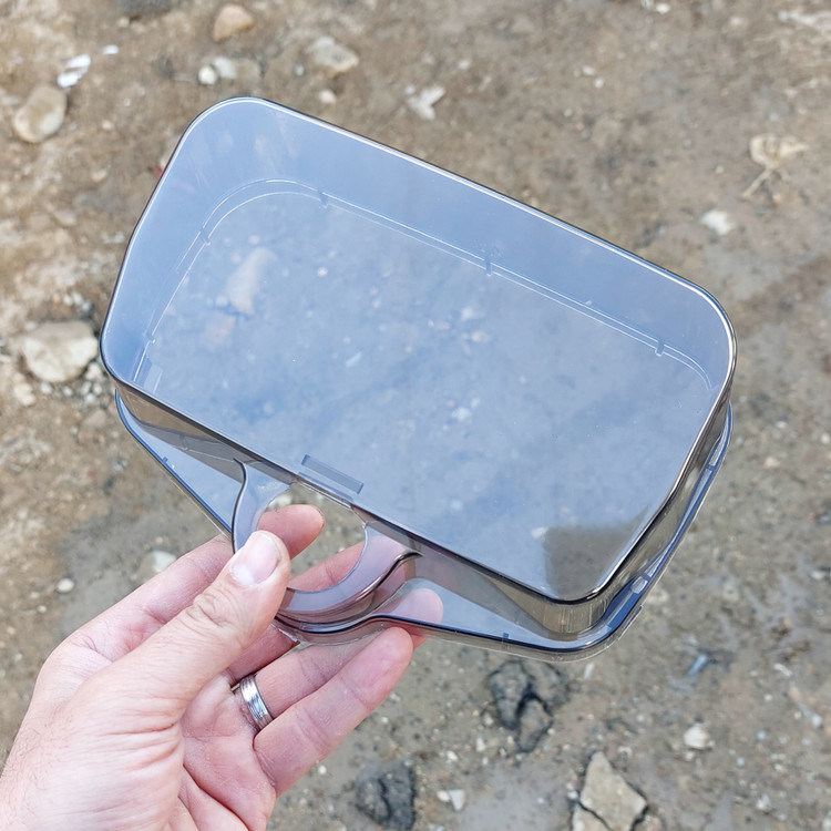 قاب کیلومتر شفاف