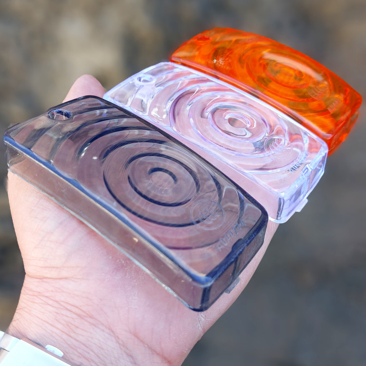 شیشه راهنما هشت راهنما